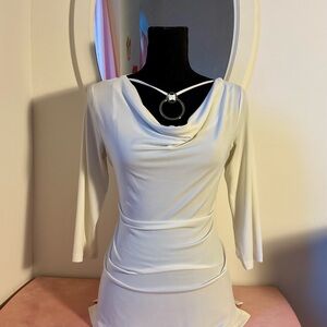 AB Studio Vintage White with Ring Detail